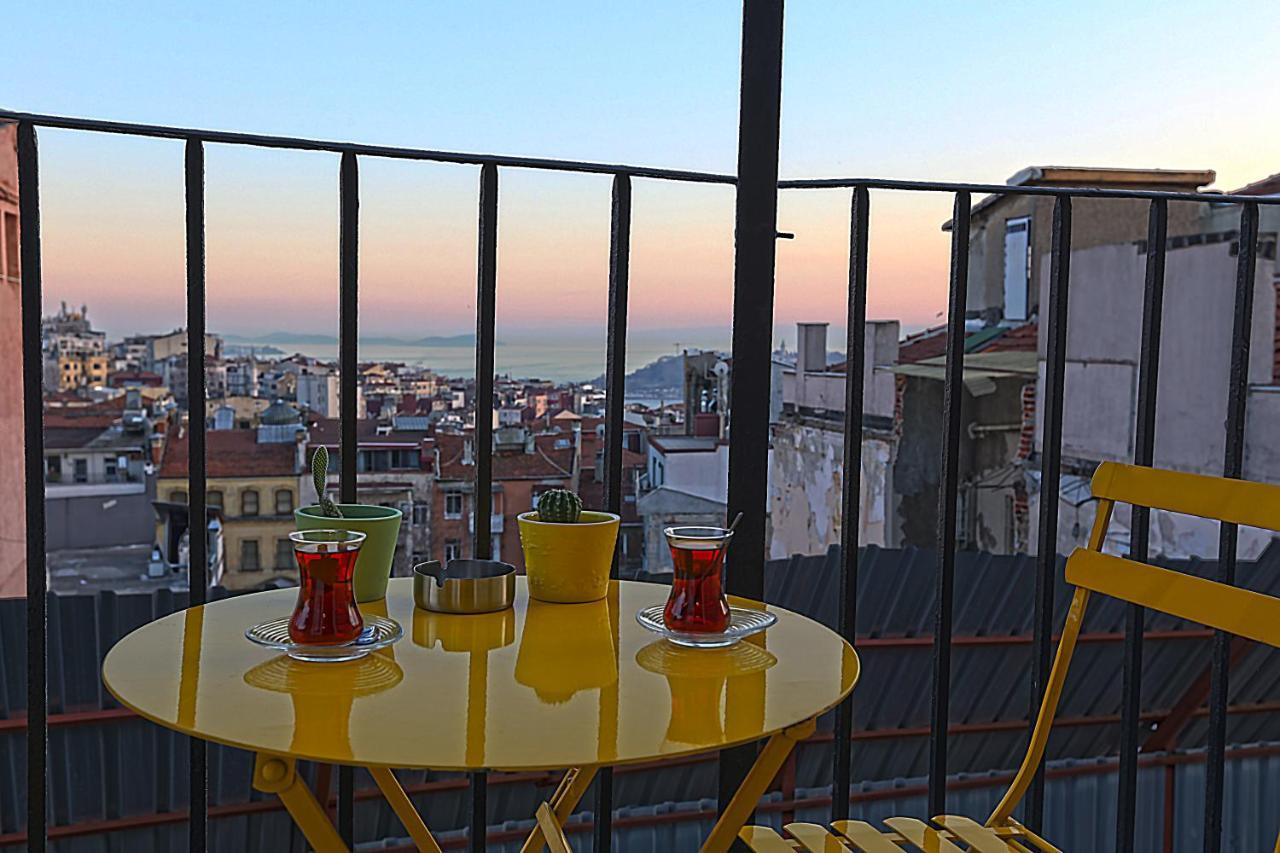 Istanbul Taksim Istiklal Street Kamil Hotel - Historical ภายนอก รูปภาพ