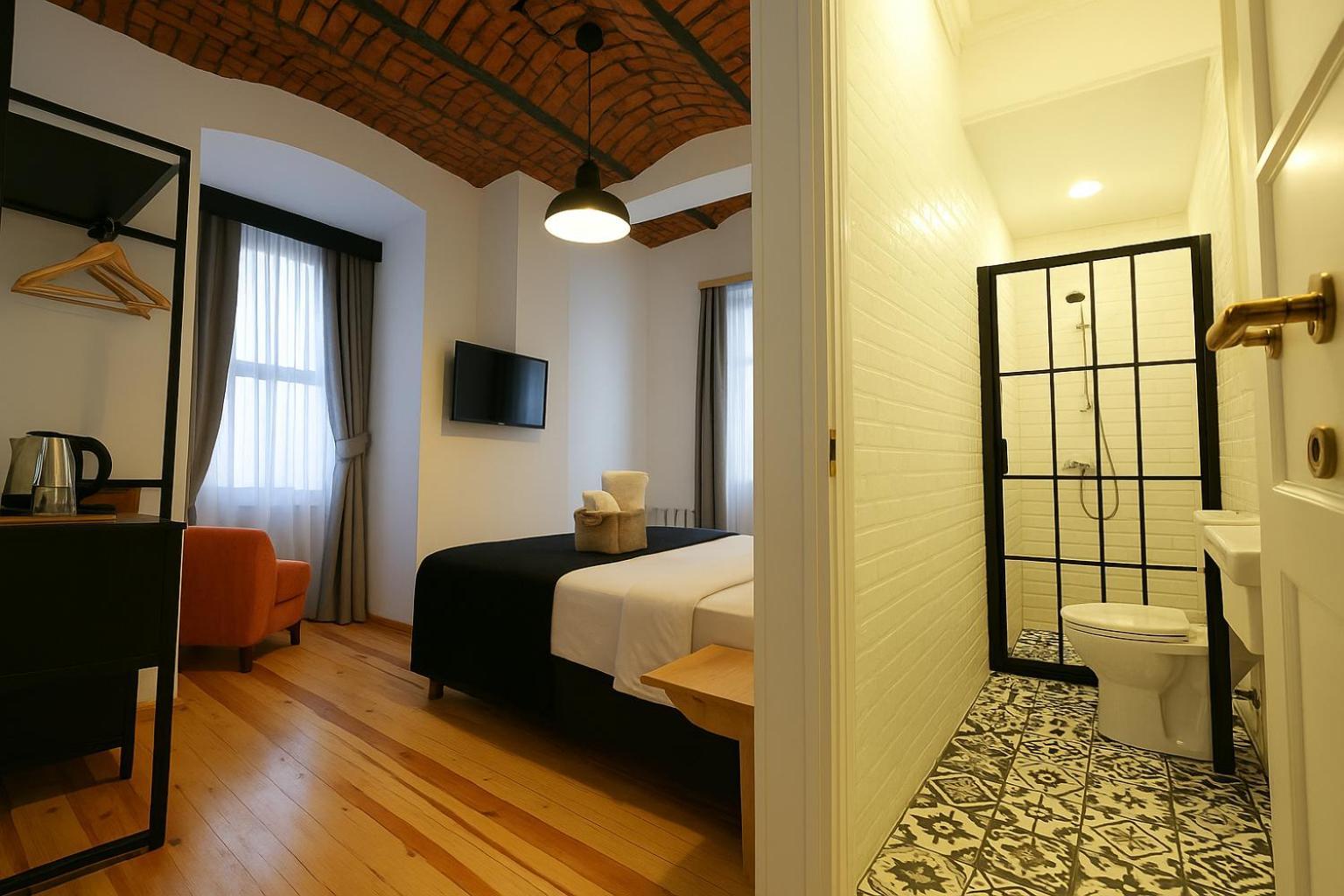 Istanbul Taksim Istiklal Street Kamil Hotel - Historical ภายนอก รูปภาพ